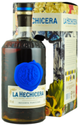 La Hechicera Reserva Familiar 40% 0,7L (kartón)