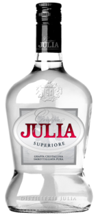 Grappa Di Julia Superiore 38% 0,7l (holá fľaša)
