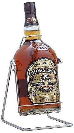 Chivas Regal 12 ročná v kolíske 40% 4,5l