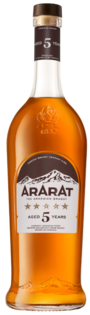 Ararat 5YO 40% 0,7L (čistá fľaša)