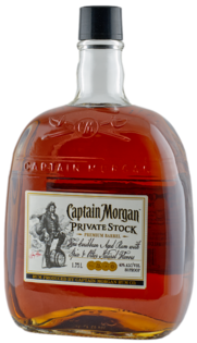 Captain Morgan Private Stock 40% 1.75L (čistá fľaša)
