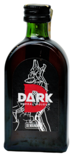 Demänovka Dark 35% 0,04L (holá fľaša)
