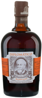 Diplomatico Mantuano 40% 0,7L (holá fľaša)