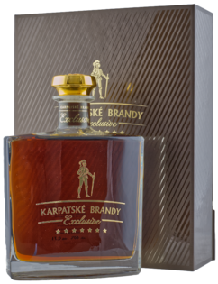 Karpatské Brandy Exclusive 40% 0,7l (darčekové balenie kazeta)
